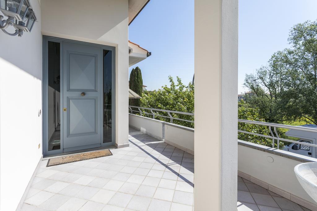 Apartamento Dimora Rinaldi Empoli Habitación foto