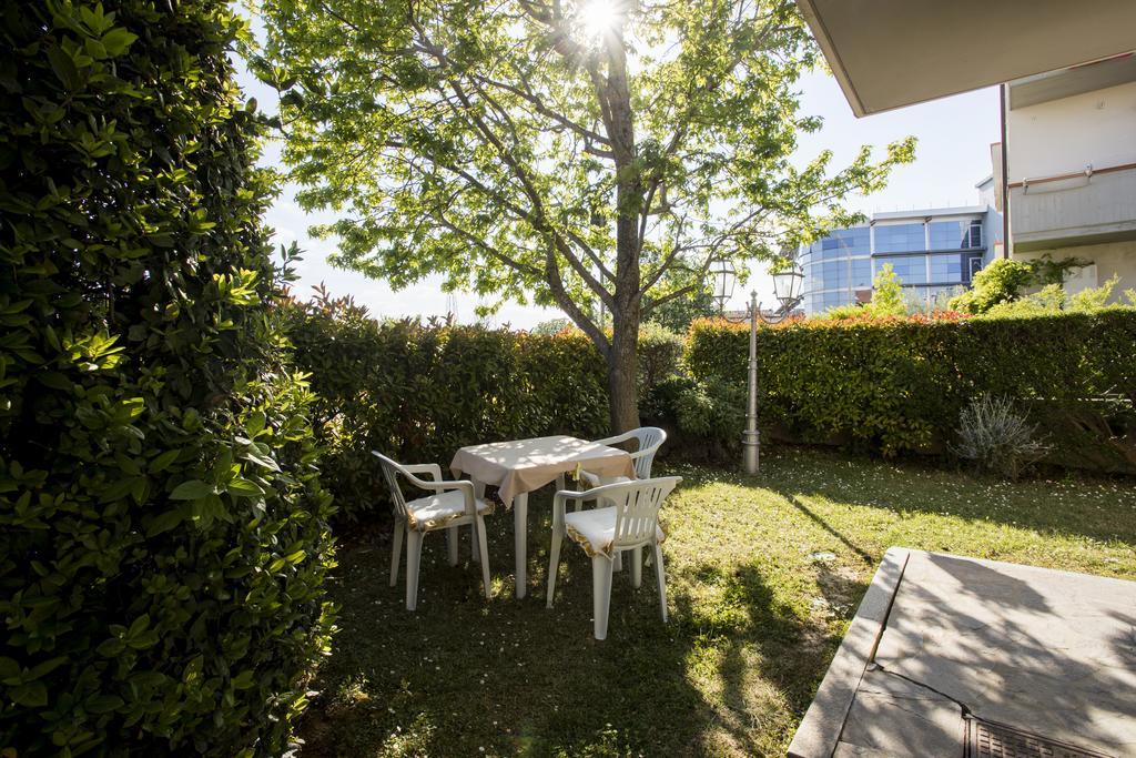 Apartamento Dimora Rinaldi Empoli Exterior foto